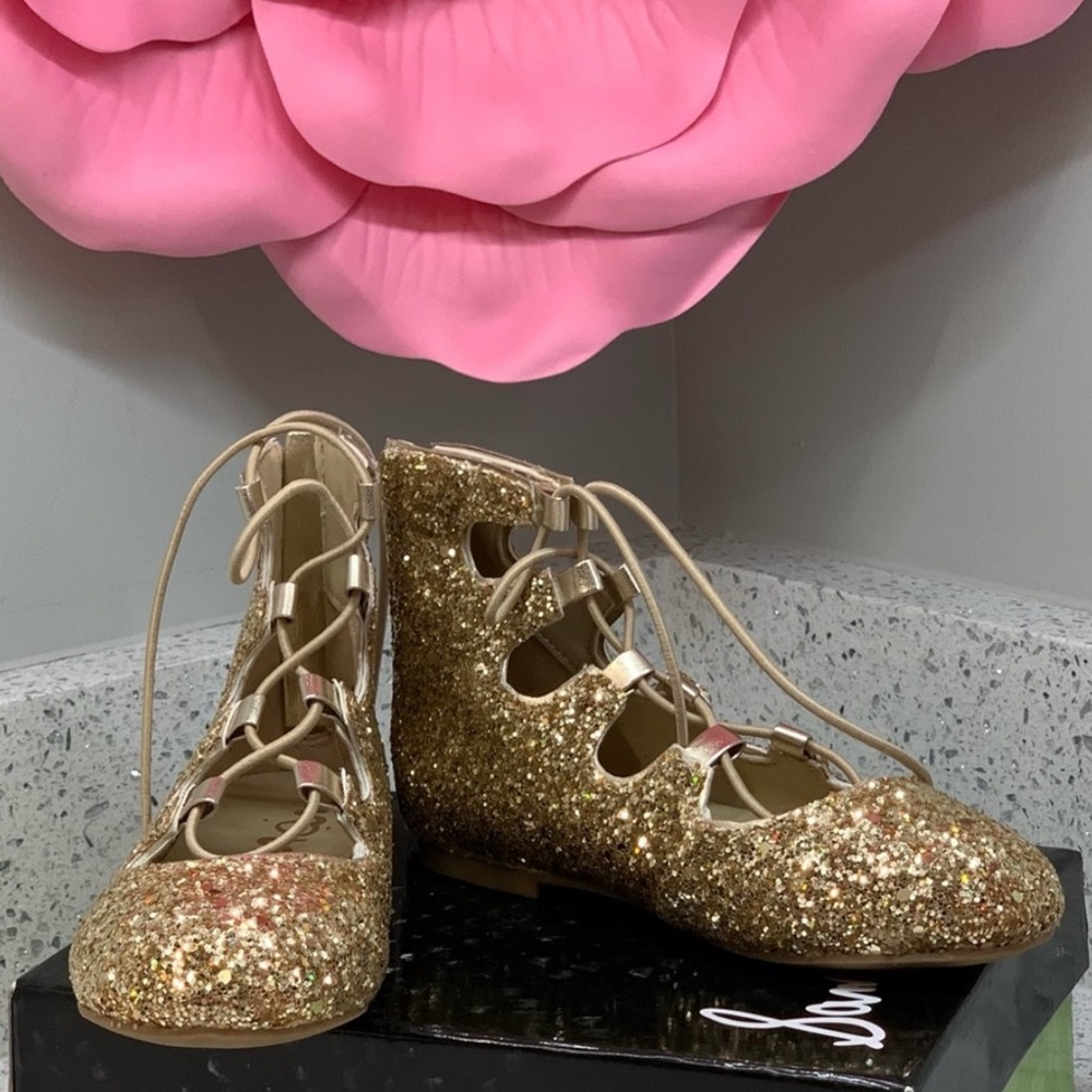 Sam Edelman Gold Glitter Dress Shoes with Lace-Up Design